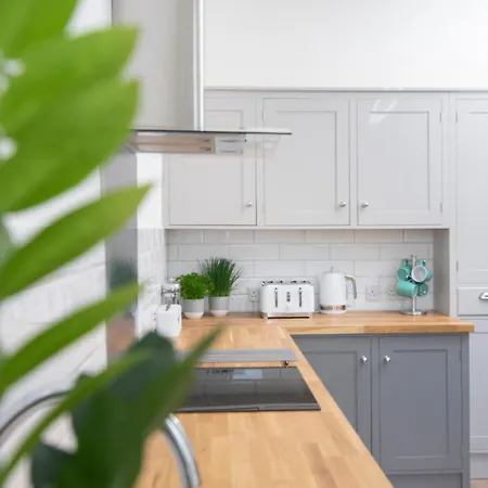 Clifton Suspension Bridge Luxury Apt With Parking And Balcony