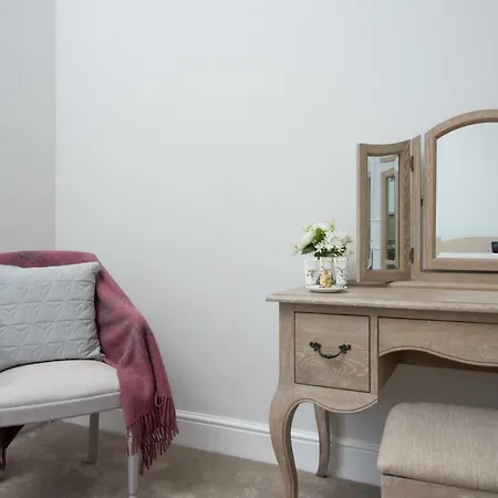 Apartment Clifton Suspension Bridge Luxury Apt With Parking And Balcony